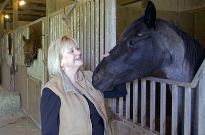 Karen Rowe and horse photo