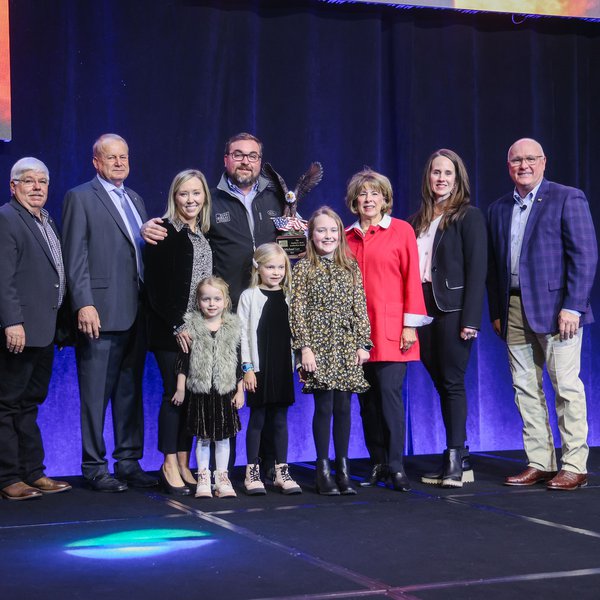 Michael Lee Earns Farm Bureau Leadership Award