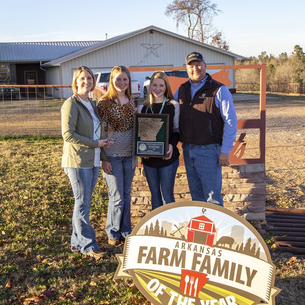 Sweat family named Arkansas Farm Family of the Year